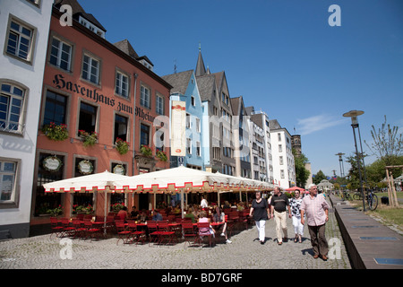 Rheingarten Altstadt Città vecchia storica Colonia Germania Foto Stock