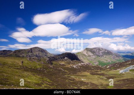 Brandreth Vertice con il 'alta falesia' Haystacks e pilastro montagne in distanza, 'Il Lake District' Cumbria Inghilterra England Regno Unito Foto Stock