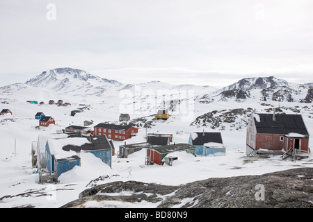 Case del Borgo Kulusuk Groenlandia Foto Stock