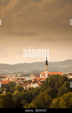 Città di Schonberg nel Parco Nazionale della Foresta Bavarese, Bayrischer Wald o Bayerwald, nella Bassa Baviera, Germania, Europa Foto Stock