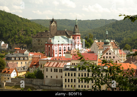 Il centro storico di Loket Eger fiume Ohre west Bohemia Repubblica Ceca Foto Stock