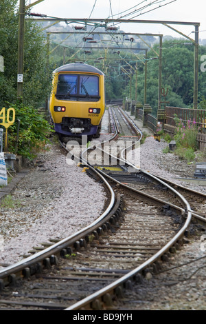 Nord unità rail crossing Dinting viadotto, Glossop, Derbyshire Foto Stock