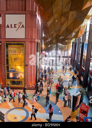 Berlin Alexa shopping center Alexander square Berlino Germania Foto Stock