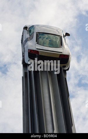 La Audi centenario pezzo centrale display esterno Goodwood House al Festival di Goodwood di velocità, Sussex, Regno Unito. Foto Stock