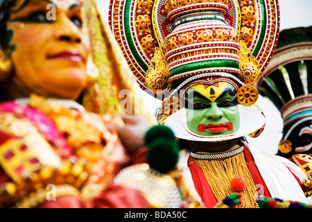 Tre persone kathakali dancing Foto Stock