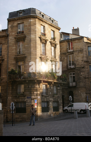 Rue Alsace Lorraine, Bordeaux, Gironde, Francia, edifici al tramonto Foto Stock