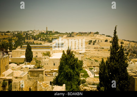 Gerusalemme vista guardando Oriente compresa la moschea Al Aqsa e il monte degli Ulivi Foto Stock