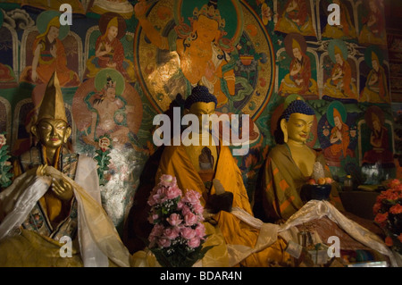 Gli interni di un monastero, Monastero Likir, Ladakh, Jammu e Kashmir India Foto Stock