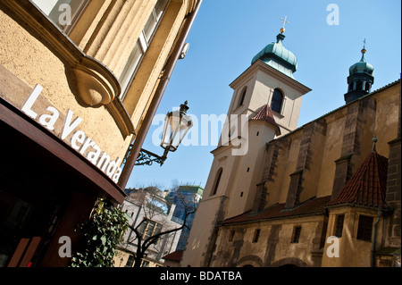 Facciata del ristorante La Veranda a Praga Foto Stock