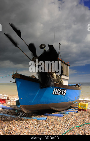 Spiaggia di Aldeburgh - Barca da pesca Foto Stock