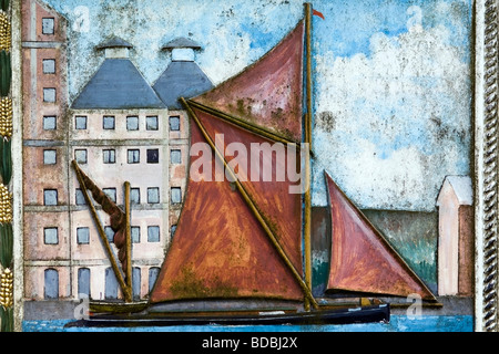 Segno di benvenuto al villaggio Mistley, Fiume Stour, Essex, Inghilterra Foto Stock