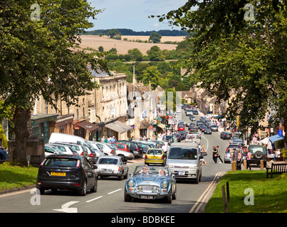 Burford, Oxfordshire, England, Regno Unito - un famoso villaggio di Cotswolds Foto Stock