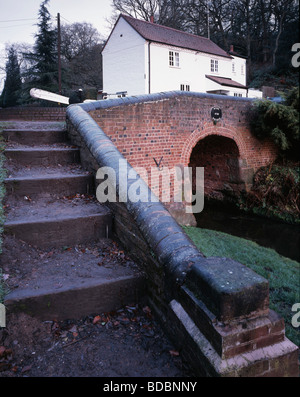 Bloccare i detentori di casa sulla Staffordshire e Worcestershire canal a Kinver, Sud Staffs, Inghilterra. Regno Unito. Foto Stock