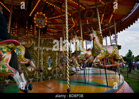 Colorata Merry Go Round presi in corrispondenza di 2009 Bristol Balloon Fiesta, Regno Unito Foto Stock