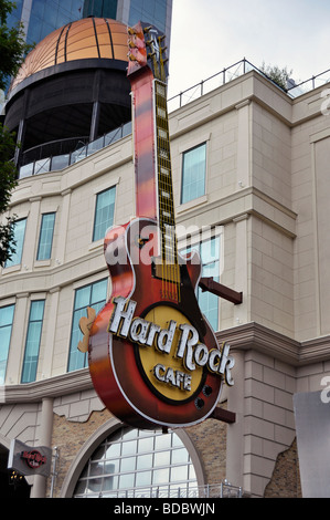 Esterno del Hard Rock Cafe sul Falls Avenue, Città di Niagara Falls, Ontario Canada Foto Stock