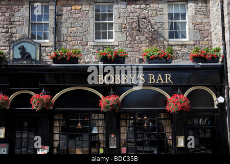 La Grayfriar Bobby's Bar, Edimburgo, Scozia, Regno Unito Europa Foto Stock