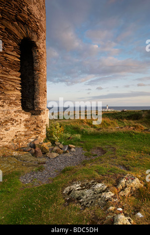 La pesca delle aringhe e Torre Faro Langness Isola di Man Foto Stock