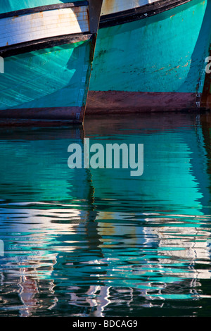 Barche da pesca in Hout Bay Harbor Foto Stock