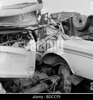 Geografia / viaggio, Germania, GDR, rottami metallici, automobili sul cantiere, luglio 1990, Foto Stock