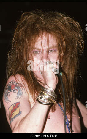 GUNS N' Roses noi del gruppo rock con Axl Rose nel 1987. Foto di Jeffrey Mayer Foto Stock