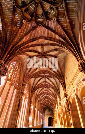 Spagna, San Giacomo modo: Chiostro del monastero di Santa Maria Real di Nájera Foto Stock