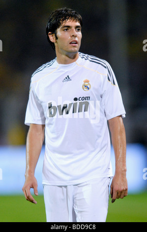 Kaka (Brasile), il giocatore di calcio spagnolo club Real Madrid, durante una partita contro il Borussia Dortmund. Foto Stock