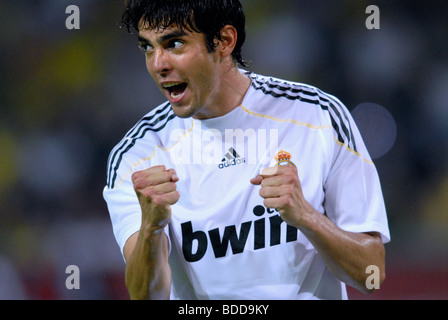 Kaka (Brasile), il giocatore di calcio spagnolo club Real Madrid, durante una partita contro il Borussia Dortmund. Foto Stock