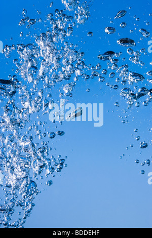 Le bolle sotto l'acqua Foto Stock