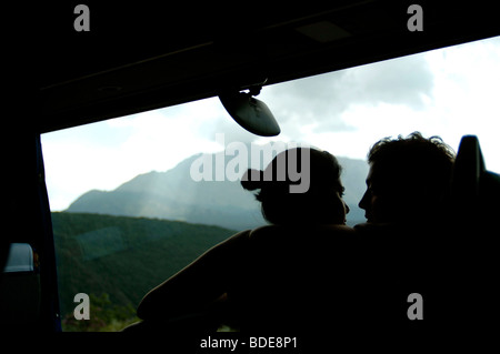 Coppie sul bus Foto Stock