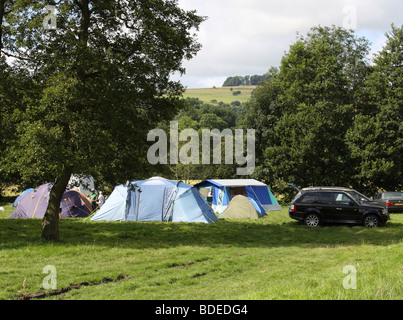 Campeggio nel Parco Nazionale di Peak District, Derbyshire, England, Regno Unito Foto Stock