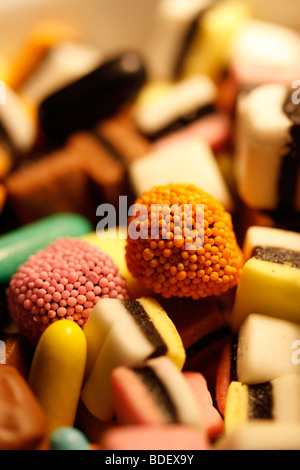 Pila di liquirizia allsorts dolci Foto Stock