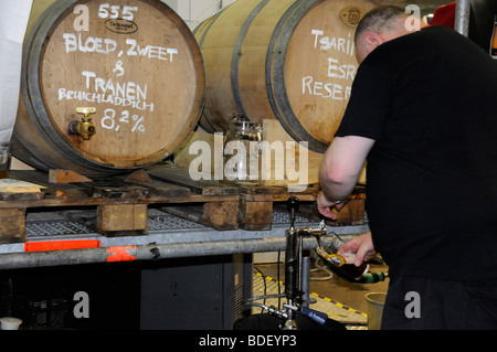 La CAMRA Great British Beer Festival di Londra. Botte Ale dal Belgio. Foto Stock