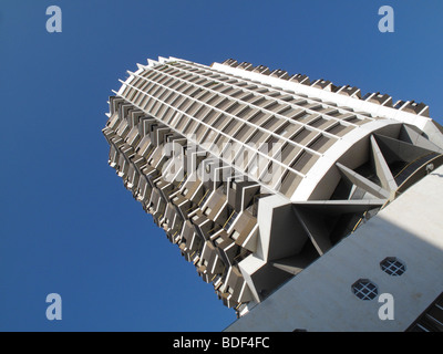 La torre di Dizengoff ufficio e edificio residenziale nel centro di Tel Aviv, Israele Foto Stock