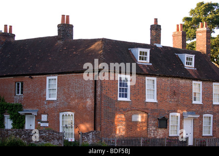 Xix secolo romanziere inglese Jane Austen's home dal 1809 fino al 1817. Visse qui con la madre e la sorella Cassandra... Foto Stock