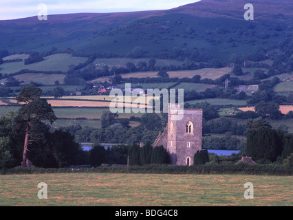 Talyllyn Llangasty St Gastyn chiesa del lago Llangorse Parco Nazionale di Brecon Beacons Powys South Wales UK Foto Stock