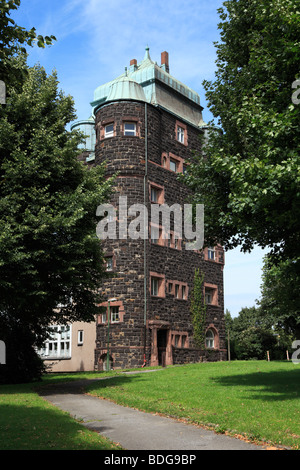 Route der Industriekultur, Brueckenturm der Friedrich-Ebert-Rheinbruecke zwischen Duisburg-Ruhrort und Duisburg-Homberg, Rhein, Niederrhein, Ruhrgebie Foto Stock