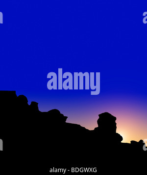 Western tramonto sul deserto roccioso California USA Foto Stock