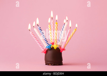 Compleanno candele in cioccolato Cookie Marshmallow Foto Stock