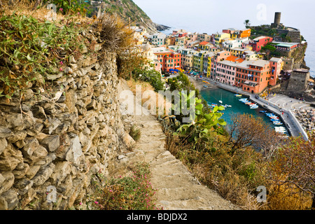 Vernazza, provincia di La Spezia, le Cinque Terre Liguria, Italia Foto Stock