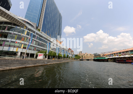 Central Shopping Complex su Clarke Quay, il fiume Singapore, Singapore Foto Stock