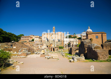 Antica Forum a Roma Italia. Ampio angolo di visione. Foto Stock