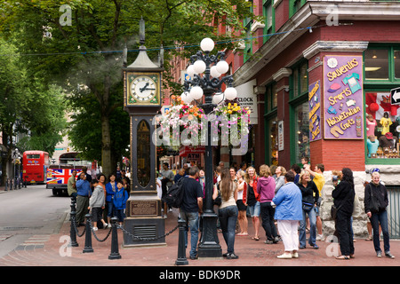 Storico orologio a vapore nel quartiere Gastown, del centro cittadino di Vancouver, British Columbia, Canada. Foto Stock