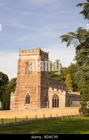La chiesa di San Michele grande Tew Oxfordshire England Regno Unito Foto Stock