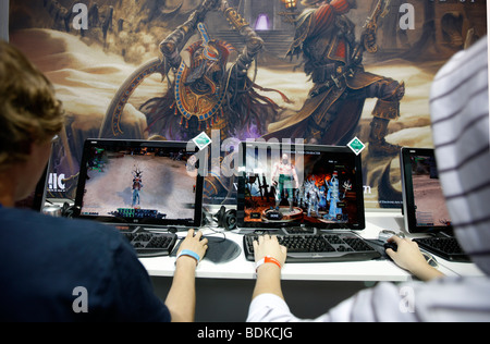 Gamescom, mondo piu grande fiera per computer e video giochi, area di intrattenimento, test pubblico di nuovi giochi, Colonia,Germay Foto Stock