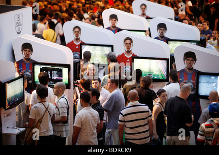 Gamescom, mondo piu grande fiera per computer e video giochi, area di intrattenimento, test pubblico di nuovi giochi, Colonia,Germay Foto Stock