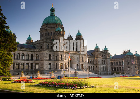 Il legislativo o gli edifici del Parlamento europeo si trova sul porto interno, Victoria, Isola di Vancouver, British Columbia, Canada. Foto Stock