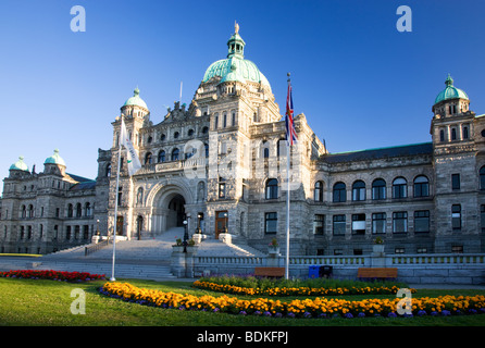 Il legislativo o gli edifici del Parlamento europeo si trova sul porto interno, Victoria, Isola di Vancouver, British Columbia, Canada. Foto Stock