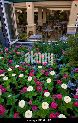 Il Papavero Blu Ristorante presso i Giardini Butchart, Victoria, Isola di Vancouver, British Columbia, Canada. Foto Stock