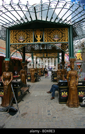 Una sezione del nuovo mercato di Camden Sviluppo, London, Regno Unito Foto Stock