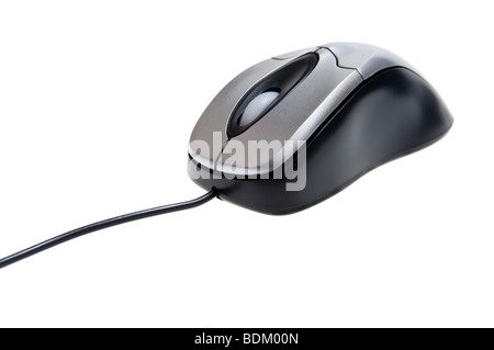 Il mouse del computer con una ruota su sfondo bianco Foto Stock